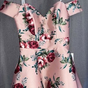 Floral elegant dress